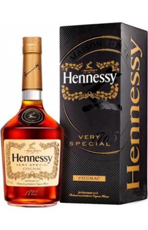 Коньяк Hennessy V.S, gift box, 0.7 л